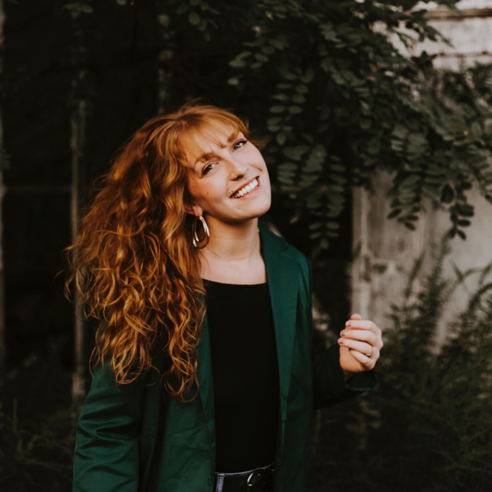 Meet your Posher, Emily